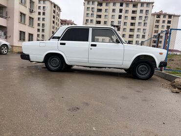 VAZ (LADA): VAZ (LADA) 2107: 0.7 l | 2009 il 25225 km Sedan