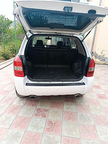 mazda cx 5: Hyundai Tucson: 2.7 l | 2008 il Ofrouder/SUV — 6