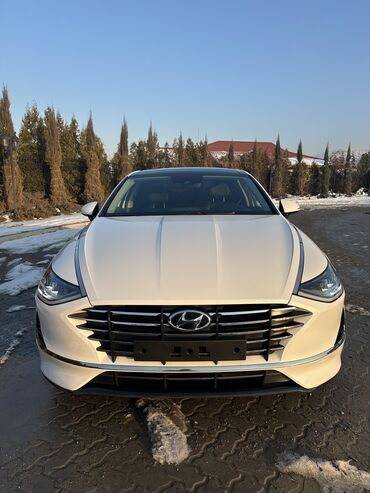 Hyundai: Hyundai Sonata: 2021 г., 2 л, Робот, Газ, Седан