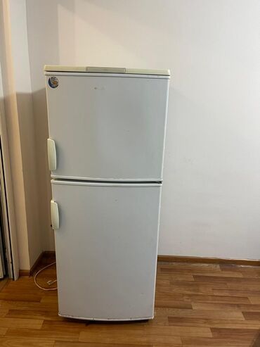 тены на бойлер аристон: Двухкамерный холодильник с верхней морозильной камерой