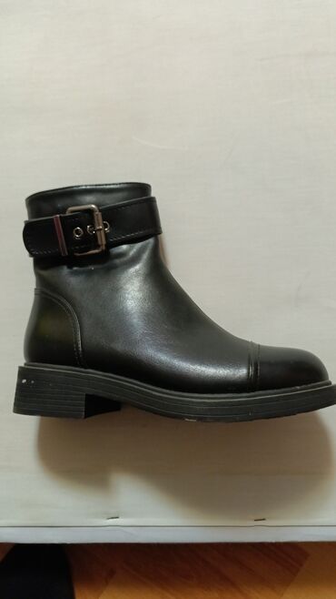 Ботинки и ботильоны: Женская осенняя обувь, (черный цвет): 1) Ботинки дерби из замши - — 20