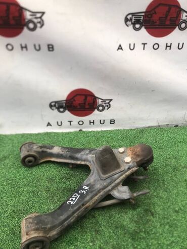 Рычаги: Задний правый рычаг Mitsubishi