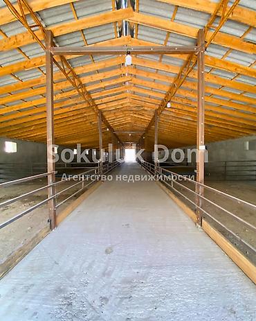 Продажа коттеджей и домов: 🏠Продаётся дом в с. Сокулук 🟡Комнаты: 5 🟡Участок: 53 соток — 1