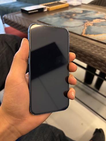 iphone 13 sat: IPhone 13, 128 GB, Göy, Zəmanət, Simsiz şarj, Face ID — 1