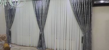 Pərdə və tüllər: Pərdələr otağa zəriflik və rahatlıq gətirir. Klassik üslubda dizayn — 20