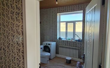 Həyət evləri və villaların satışı: 3 otaqlı, 2 kv. m, Yeni təmirli — 6