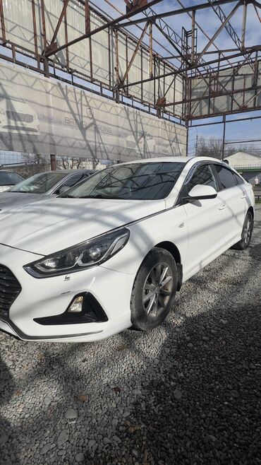 Hyundai: Hyundai Sonata: 2018 г., 2 л, Автомат, Газ