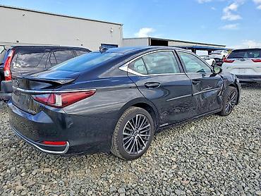 inter: Lexus ES: 2022 г., 2.5 л, Автомат, Гибрид — 4
