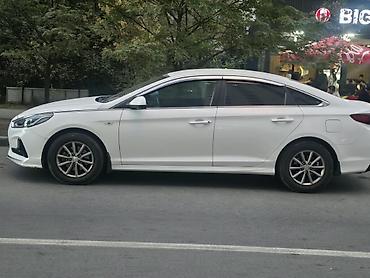 Продажа авто: Hyundai Sonata: 2020 г., 2 л, Автомат, Бензин, Седан — 5