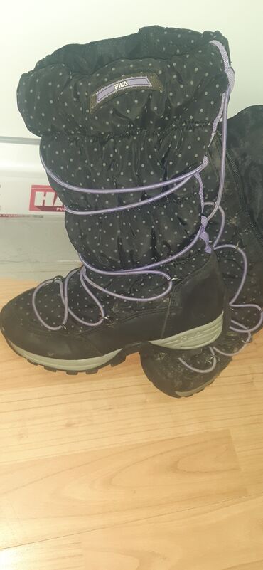 Čizme: Čizme, Veličina - 32 na lalafo.rs — 2 Čizme: Čizme, Veličina - 32 — 2