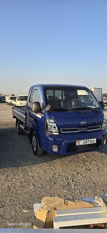 Жеңил жүк ташуучу унаа, Kia, Стандарт, 1ге чейин т, Колдонулган — 2