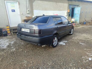 Volkswagen: Volkswagen Vento: 1993 г., Механика, Бензин, Седан — 6