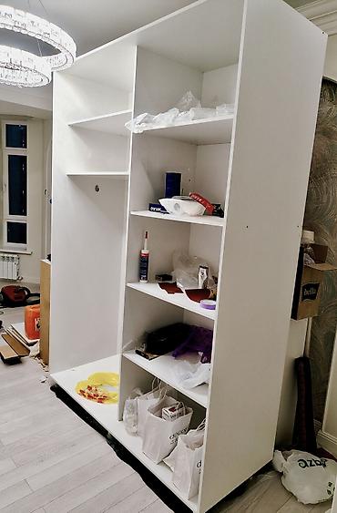 Офис столдору: 1.Белый стол (столешница) двумя тумбами и выдвижными ящиками. Можно — 8