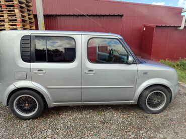 авто на кридит: Nissan Cube: 1.4 л, Автомат, Бензин