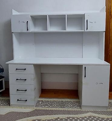 dəftər qələm: Düz masa, Stulsuz, Polkalı, Siyirməli, Rusiya, Sadə laminat — 1