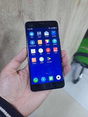 Tam islekdi qutusu adaptoru yoxdu.Ram 3 Yaddas 32Gb.Qiymet sondu real