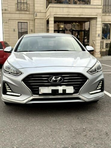 кадилак эскалайд: Hyundai Sonata: 2018 г.