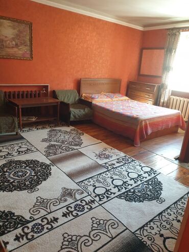 готовые квартиры с ремонтом: 1 комната, 32 м², 104 серия, 3 этаж, Косметический ремонт