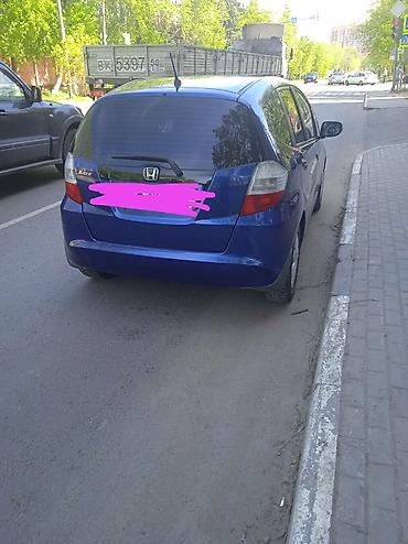 70 сом: Honda Jazz: 2009 г., 1.3 л, Автомат, Бензин, Хетчбек — 4