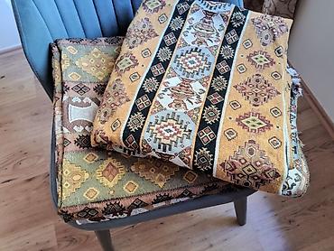 2 el perde alanlar: Kilim naxışlı dekorativ süfrə dəsti Caffee Və restorantlar üçün 2 ədəd — 2