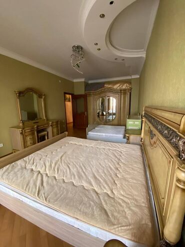 Uzunmüddətli kirayə mənzillər: Xətai rayonu Sevgi parkı yaxınlığı. Yeni tikili olan 18 mərtəbəli