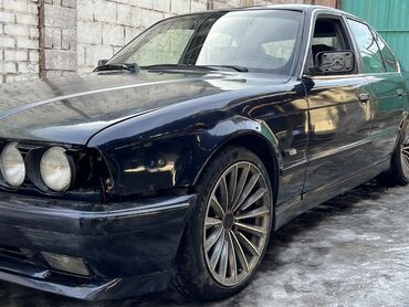 BMW: BMW : 1995 г., 2.5 л, Механика, Бензин, Седан