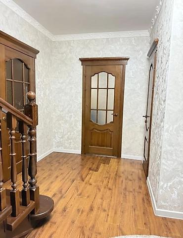 Долгосрочная аренда домов: 250 м², 6 комнат — 14