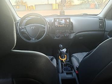 i30: Hyundai i30: 1.4 l | 2011 il Hetçbek — 7