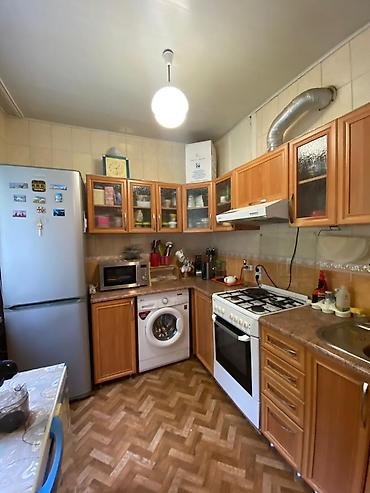 Продажа квартир: 5 комнат, 96 м², Асанбай мкр 105 серия, 2 этаж — 9