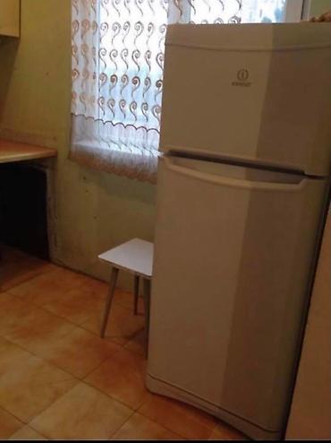 razinde ev: Bakı, 6-cı mikrorayon, 1 otaqlı, Köhnə tikili, m. Nəsimi, 30 kv. m — 5