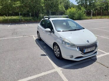 Peugeot: Peugeot 208: 1.2 l. | 2015 έ. 123000 km. Χάτσμπακ — 15
