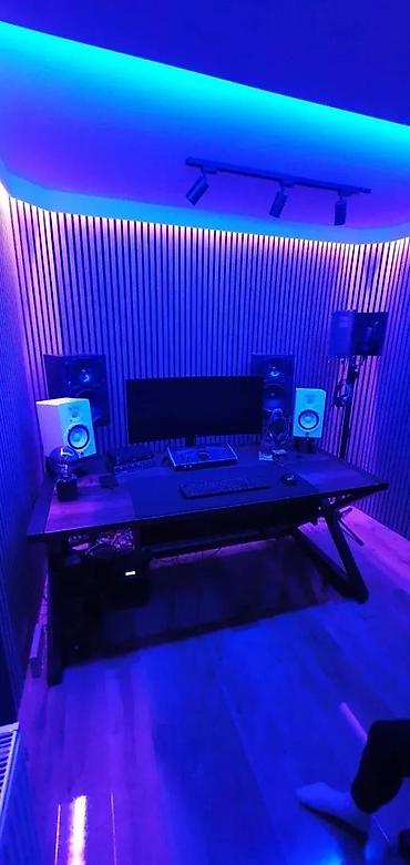 pult: OPREMANJE MUZIČKOG STUDIJA STOLOVI PO MERI | Izrada nameštaja po meri — 6