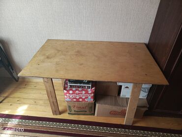 stul taxta: Qonaq masası, İşlənmiş, Açılmayan, Dördbucaq masa, Azərbaycan