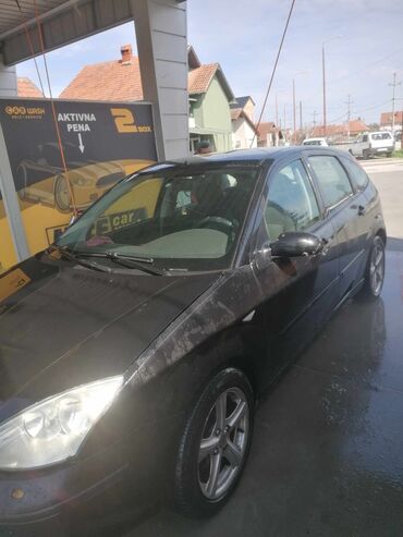 Ford: Ford Focus: 1.6 l | 2004 year | 3 km. Limousine
