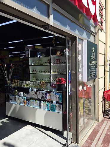 parfüm vitrini: ALIFZADE PARFUME – ətir və aksesuar vitrini Məhsul çeşidi: - — 2