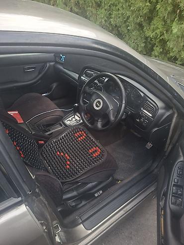 освещение салона: Subaru Legacy: 2001 г., 2 л, Автомат, Газ, Седан — 5