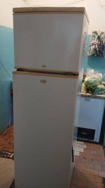 Холодильники: Холодильник Liberton, Б/у