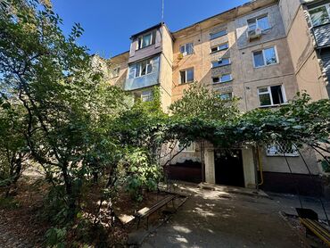 строка продажа квартир в бишкеке: 3 бөлмө, 59 кв. м, 104-серия, 1 кабат, Косметикалык ремонт