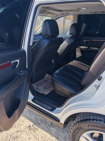 Hyundai: Hyundai Santa Fe: 2 l | 2010 il Ofrouder/SUV — 22