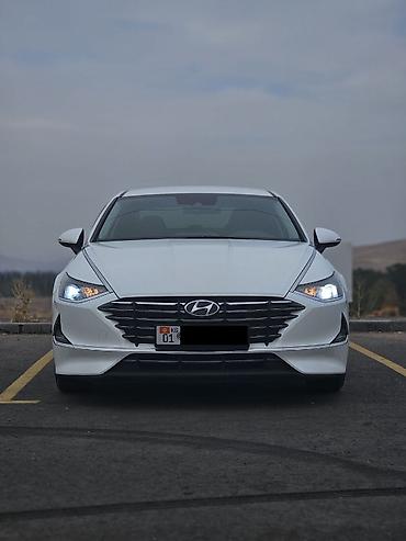 Продажа авто: Hyundai Sonata: 2019 г., 2 л, Автомат, Бензин, Седан — 2