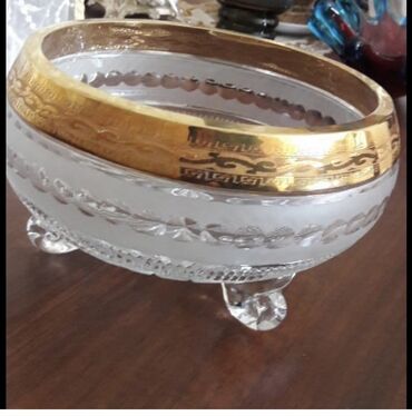 Digər dəstlər və servizlər: Kri̇stal servis dəsti - Kəsimli klassik naxışlı kristaldan - 2 fərqli — 8