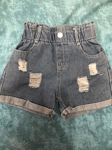 Uşaq üçün cins şort - Material: klassik mavi denim - Dizayn: ön