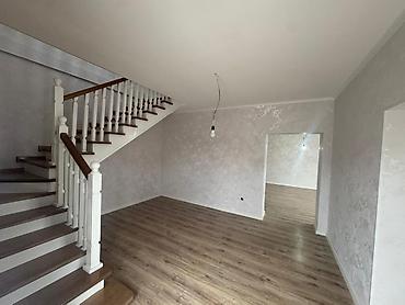 Продажа коттеджей и домов: ПРОДАЕТСЯ ДОМ В АК-ОРДО 📍 Расположение: Ак-Ордо 📏 Участок: 4 соток 🛣 — 4