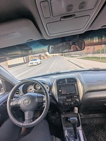 forester 2004: Toyota RAV4: 2005 г., 2 л, Автомат, Бензин, Кроссовер — 4
