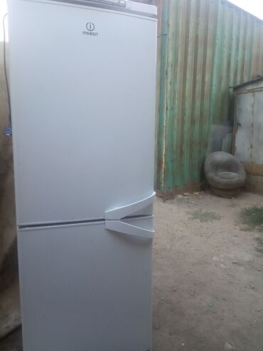 морозильная камера indesit: Муздаткыч Indesit, Колдонулган, Эки камералуу, De frost (тамчы), 170 *