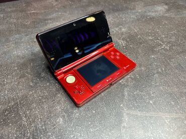 igrice za sony 3: Nintendo 3DS RED. Nintendo 3DS у веома добром стању. Скупа црвена