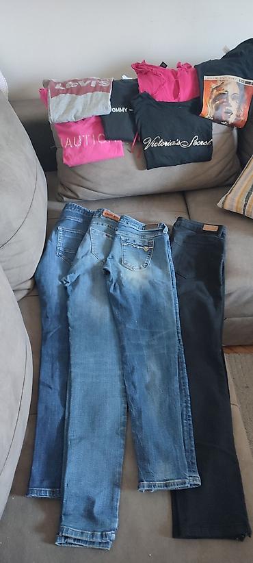 Farmerke: Farmerke S,M,L800 bez ostecenja.Majce S,M,L velicina od 150 do 300 — 1