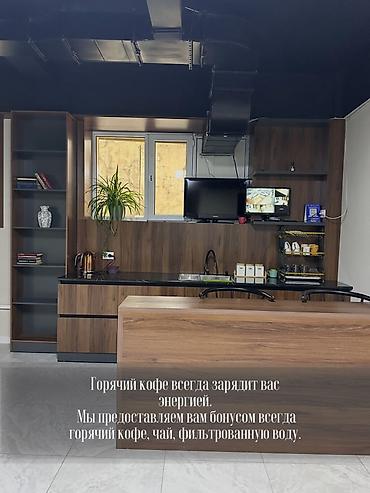 купить комнату под прописку: Сдаю Офисный кабинет: 20 м², С ремонтом, Первая линия — 8