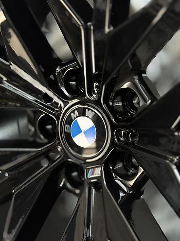 Шины и диски: Литые Диски R 22 BMW, Комплект, отверстий - 5, Новый — 5