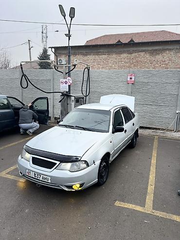 Daewoo: Daewoo Nexia: 2011 г., 1.6 л, Механика, Бензин, Седан — 4